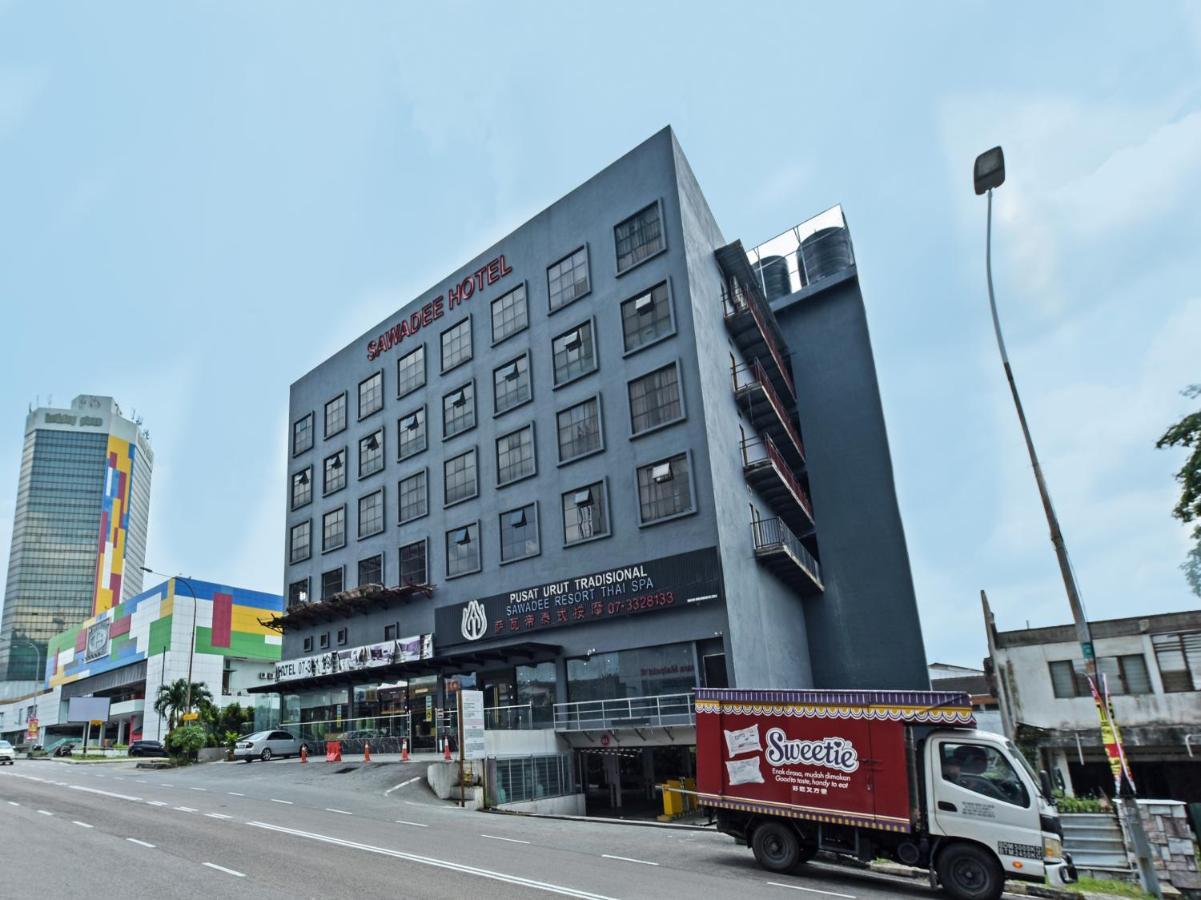 Capital O 90130 Sawadee Hotel Τζόχορ Μπάχρου Εξωτερικό φωτογραφία