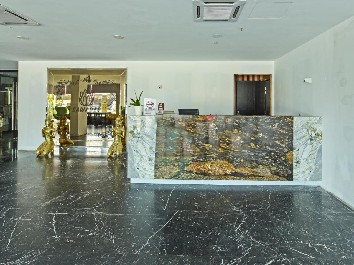Capital O 90130 Sawadee Hotel Τζόχορ Μπάχρου Εξωτερικό φωτογραφία