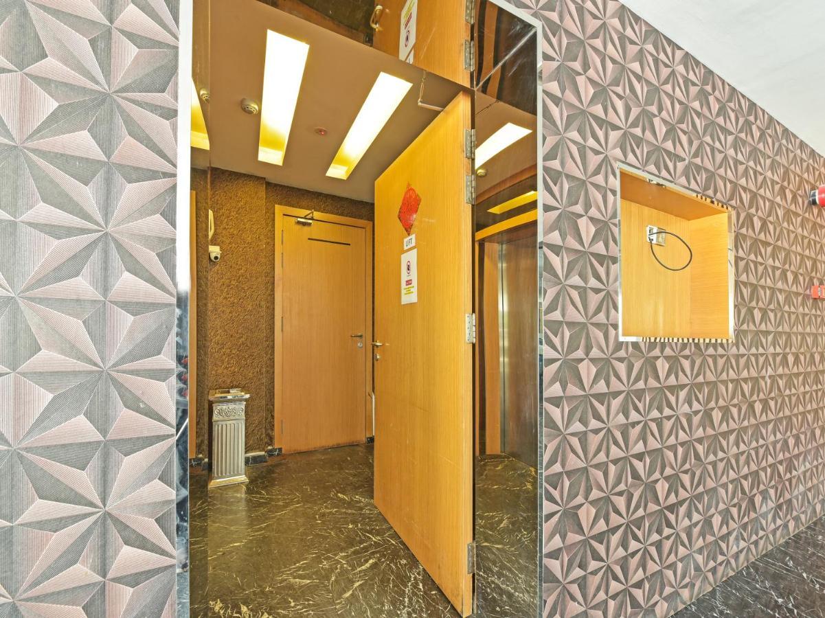 Capital O 90130 Sawadee Hotel Τζόχορ Μπάχρου Εξωτερικό φωτογραφία