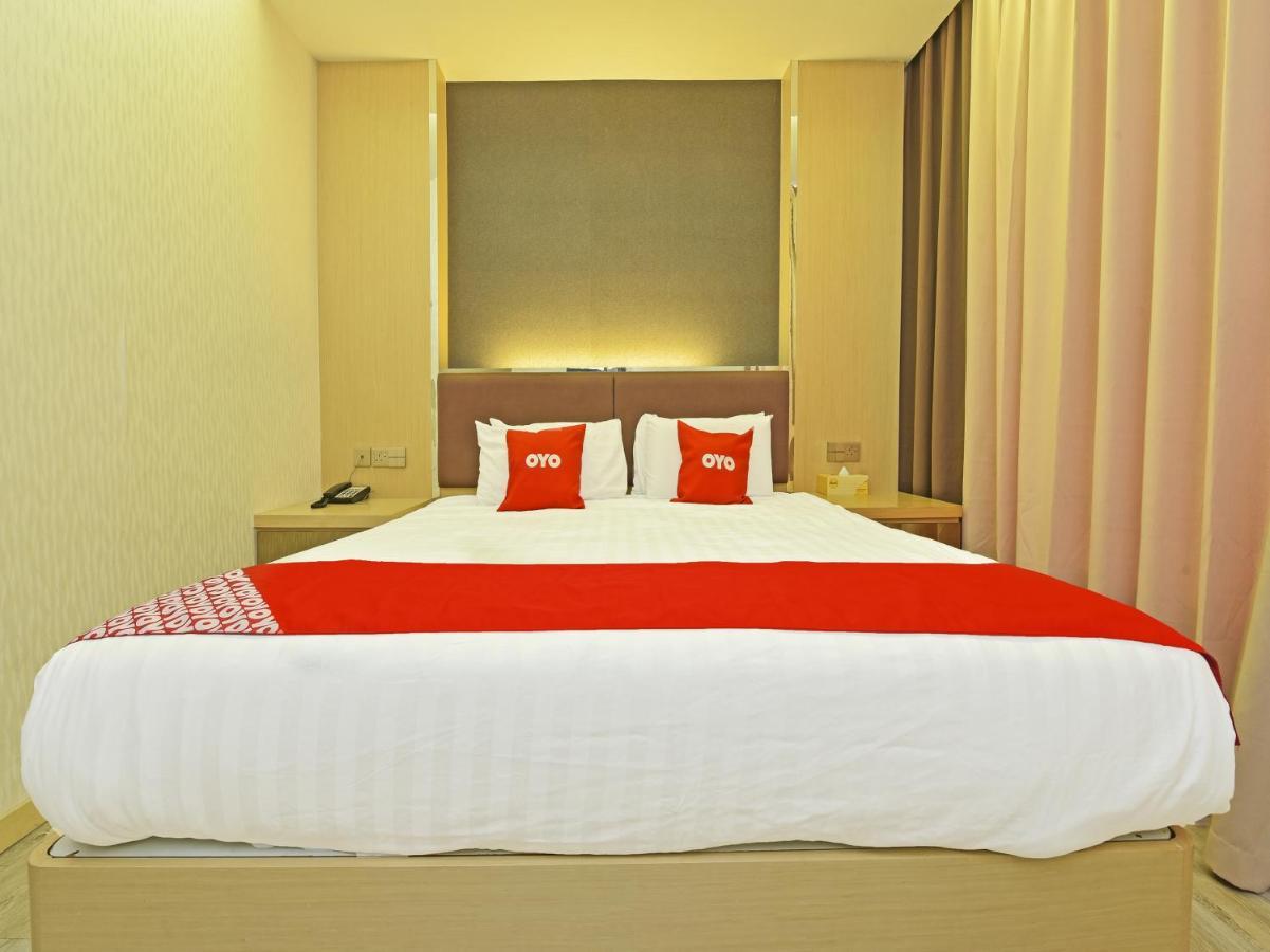 Capital O 90130 Sawadee Hotel Τζόχορ Μπάχρου Εξωτερικό φωτογραφία