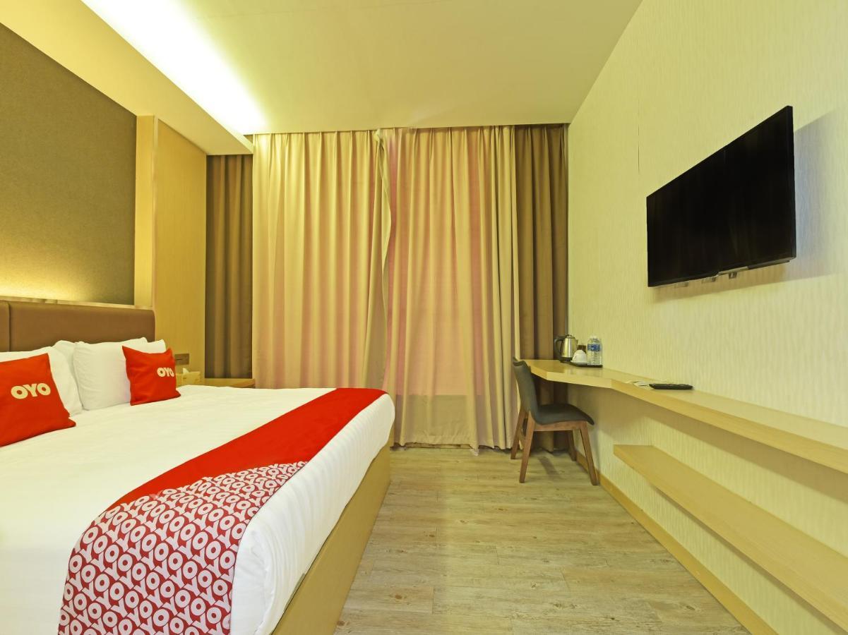 Capital O 90130 Sawadee Hotel Τζόχορ Μπάχρου Εξωτερικό φωτογραφία